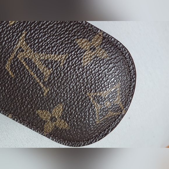 Louis vuitton Monogram canvas sunglasses case CA0040 - Picture 6 of 9